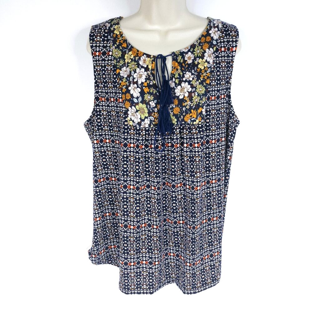 Weekend by Suzanne Betro Women’s XL Blue Floral Geometric Sleeveless Tassel Top